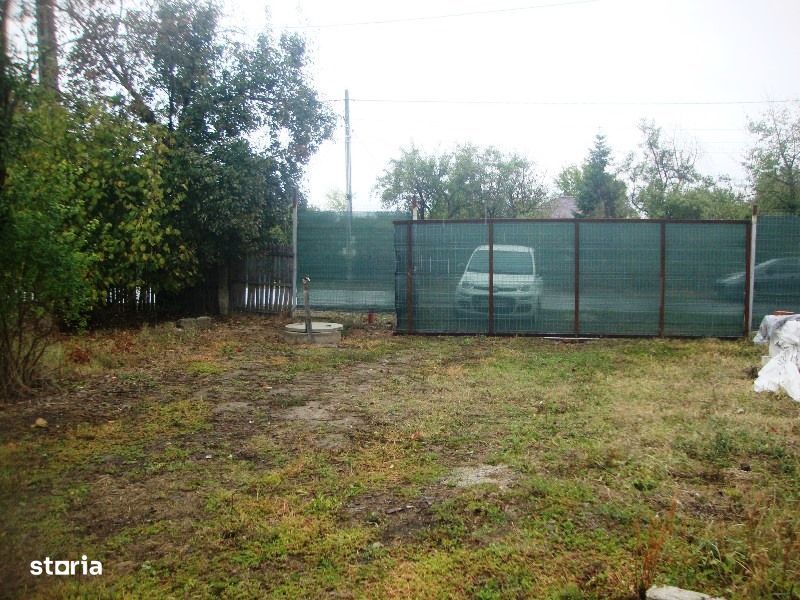 Casa demolabila si teren in Patroaia Deal, Dambovita - 3095688