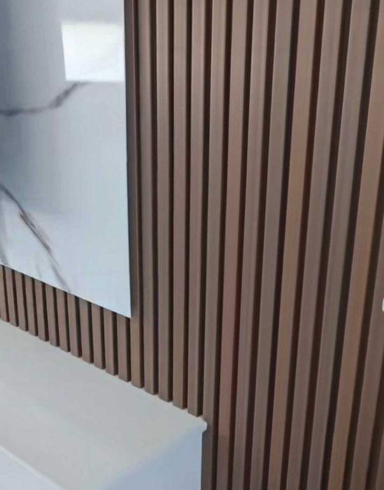 Disponibil Zugravit//Finisaje/Baghete/Chenare/Panouri Decorative