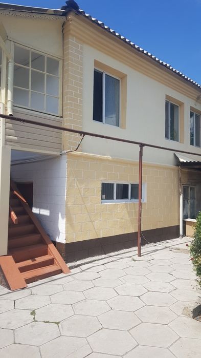 Продам 2-х этажный ДОМ