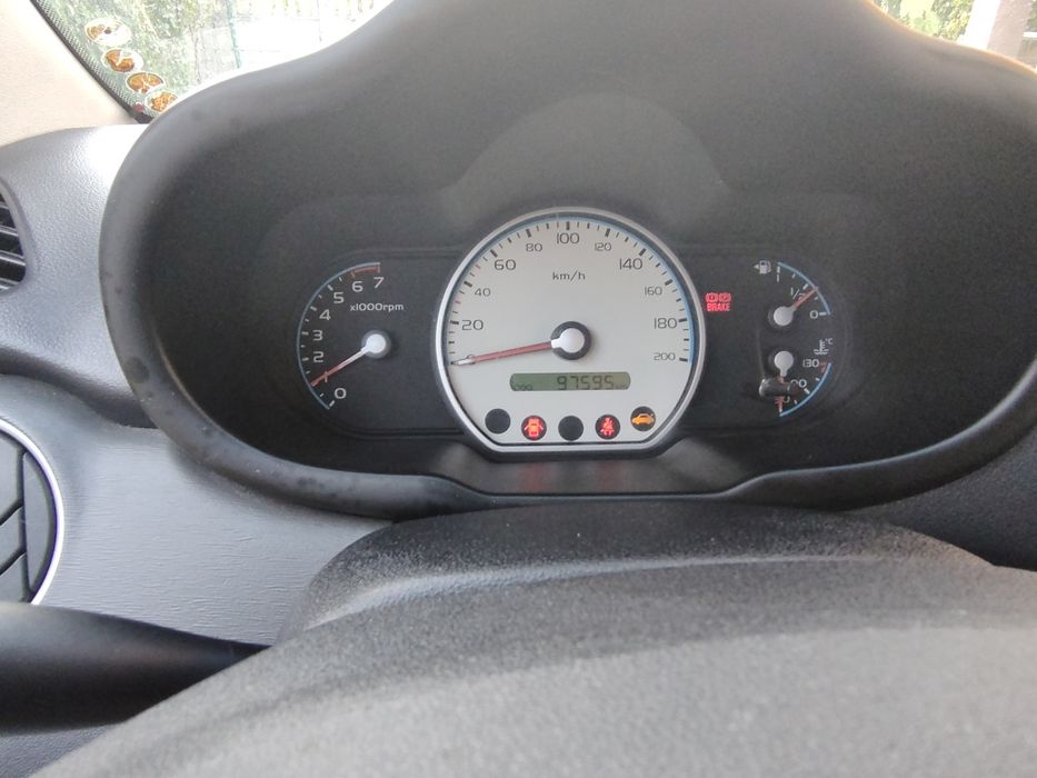 Hyundai i10 1.1 Benzină 2008 | 98.000 km | AC | Cauciucuri NOI