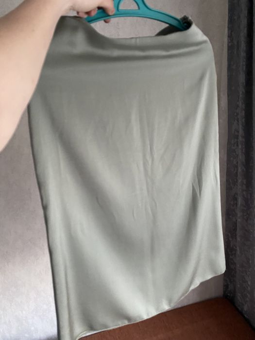 Юбка мятная миди