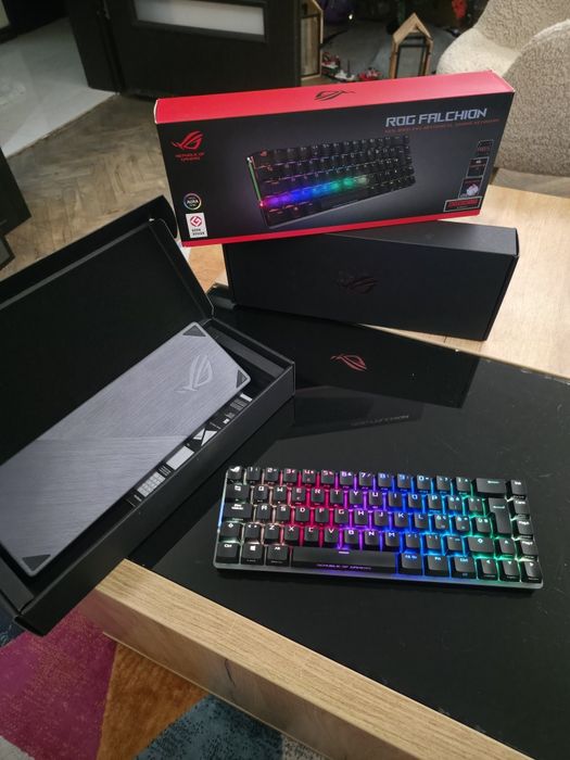Asus ROG  Falchion wireless геймарска клавиатура 3бр. Налични