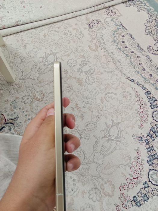 Продам телефон Vivo Y35