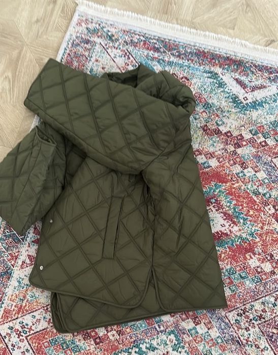Продам жен. куртку ветровку