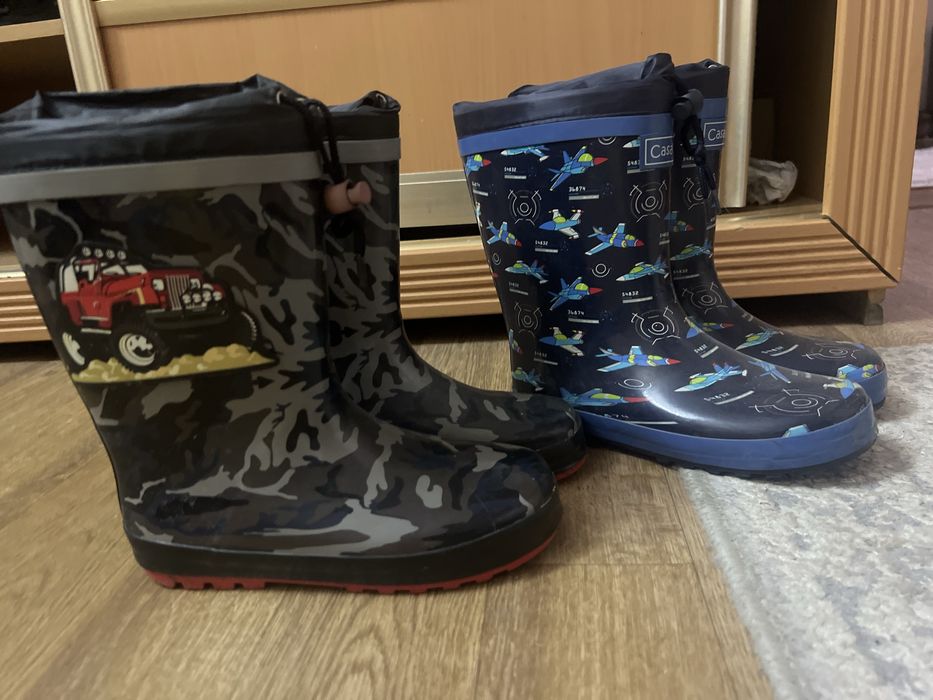Продам резиновые сапоги