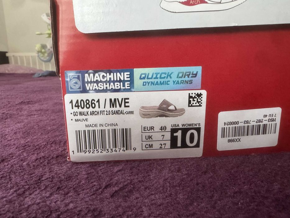 Skechers Go Walk Arch Fit 2.0 Sandal Marime 40 ! Noi, in cutie !!!