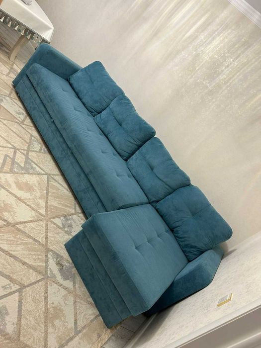 угловой диван в отличном состоянии