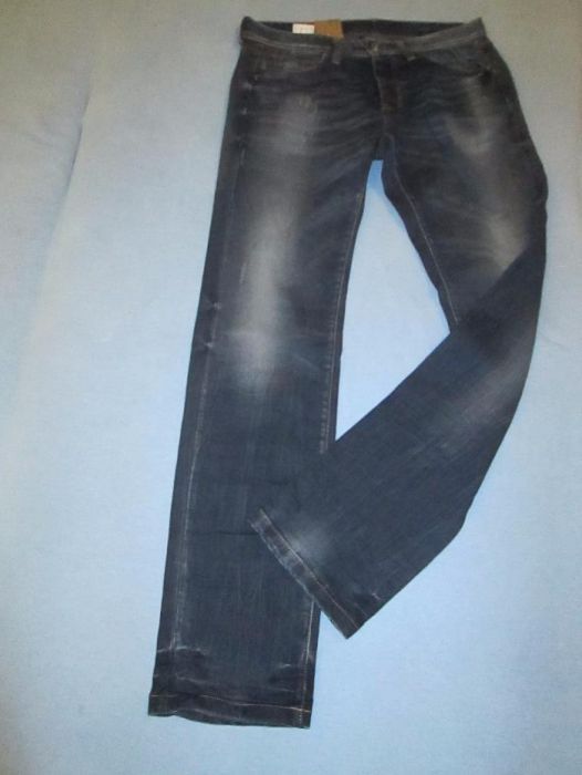 blugi U.C. of Benetton, m 31-32, calitate exceptionala, modele noi