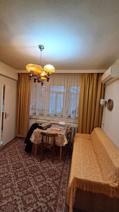 Продава се Тристаен апартамент в Добрич, Кралска зона - 95 кв.м за 1106 €/кв.м - Снимка #2