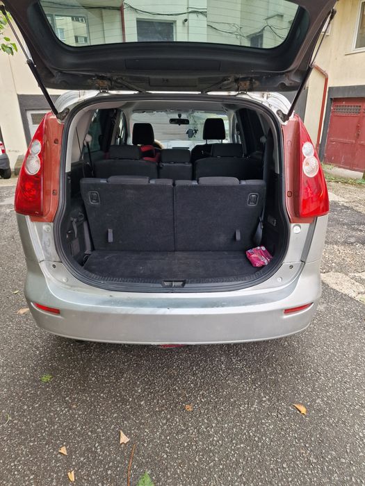 Vand Mazda 5 cu 7 locuri an fabricatie 2007