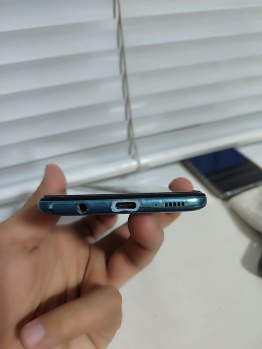 Samsung Galaxy A51 4/64 holati zo'r