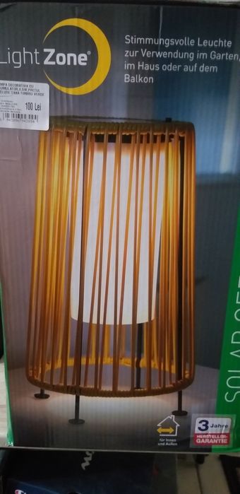 Lampa cu incarcare solara