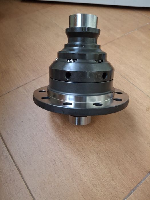 Торсен блокаж Бмв тип 210/215/220 Шпер