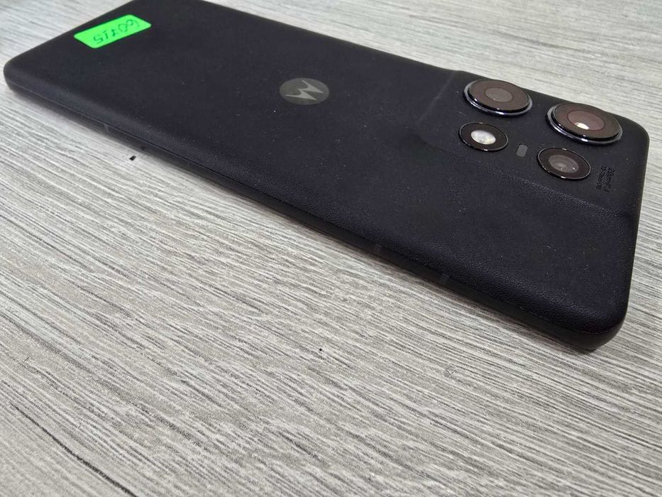 Motorola Edge 50 Pro 5G 512GB 12GB RAM Dual