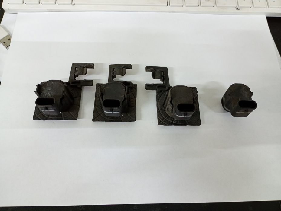 Senzori parcare BMW 9 270 497 -  F10 F11 F30 F32