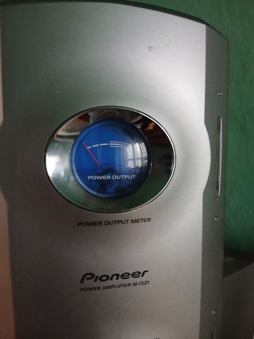 Sistem audio Pioneer cu amplificator