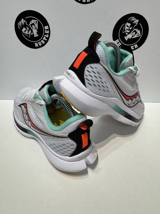 Маратонки SAUCONY KINVARA 13.Номер 39