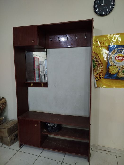 Трюмо сатылады прихожка