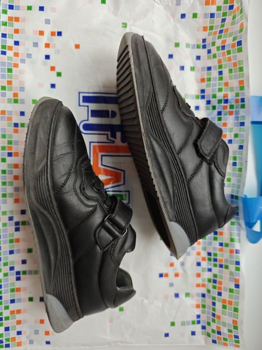 Продаю обувь, в отличном состоянии 32 размер