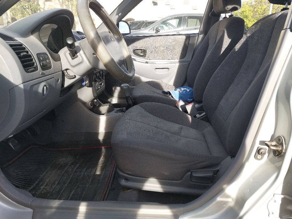 Vând Hyundai Accent 1.4 mpi