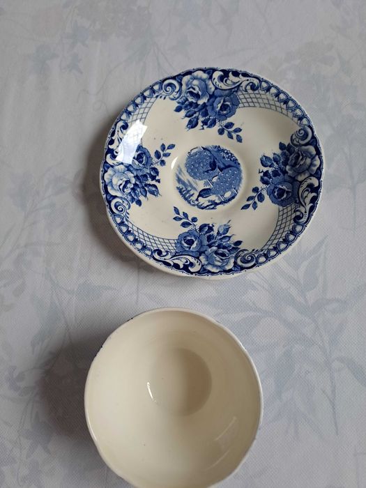 ЧАША с подложна чиния, 1940 г., Порцелан 'Societe Ceramique', Holland