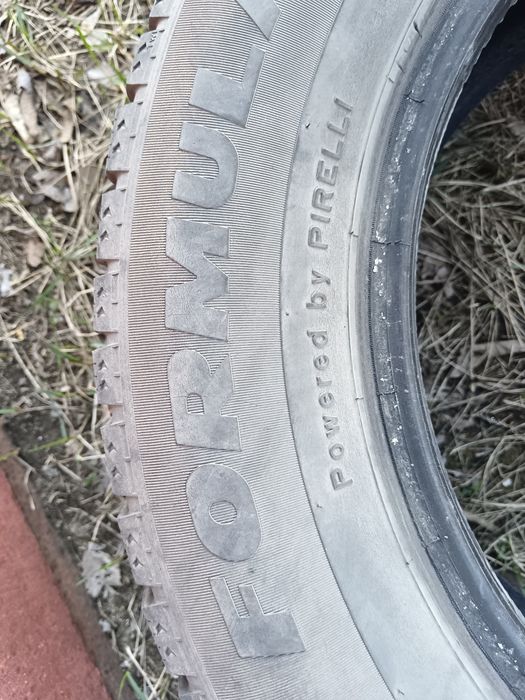 Продам шины 215/60/16 всесезонные Pirelli.