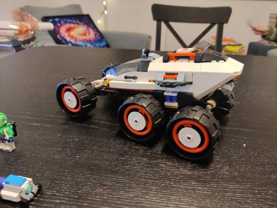 Lego 60431 Space Explorer Rover and Alien Life, Asamblat
