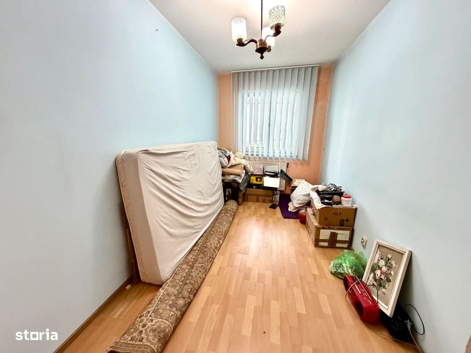 3 camere, et 3, 57 mp Miron Costin