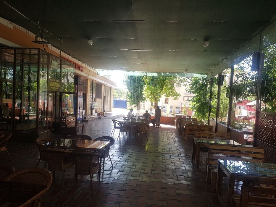 Kafe Majnuntol ijaraga beriladi