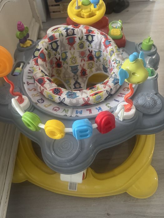 Проходилка Chipolino 4 в 1 Джоя Лукс + Подаръци