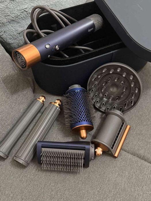 Машина за коса Маша за коса Dyson- Airwrap HS05 Direct long.