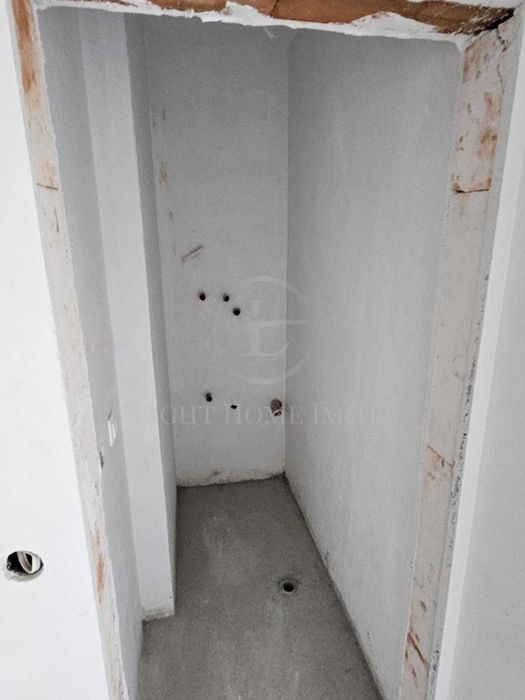 Продава се Двустаен апартамент в Пловдив, Коматево - 64 кв.м за 2152 €/кв.м - Снимка #2