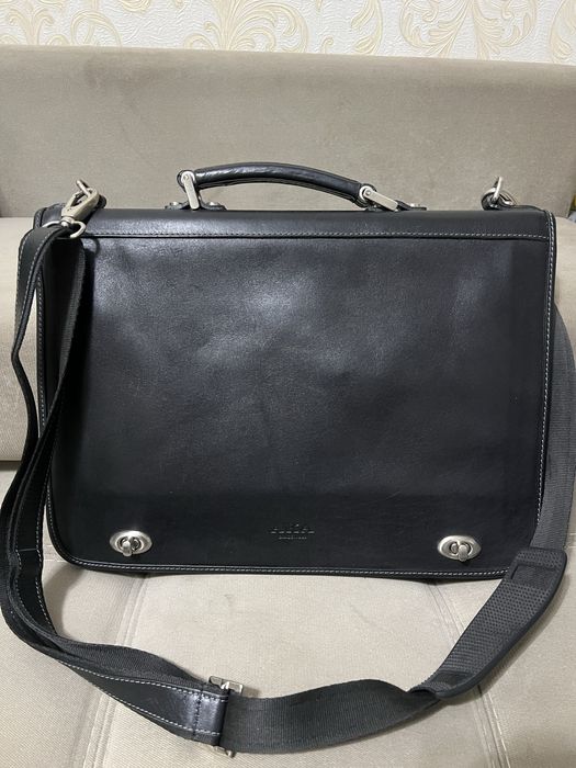 Портфели кожаные AKA