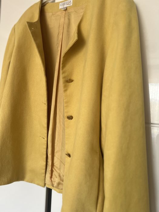 Дамско яке и сака