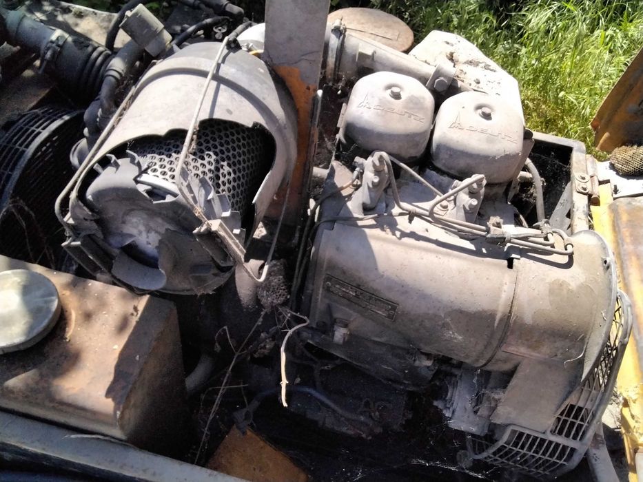 motor  deutz f2l511 2 cilindri motocompresor pornit