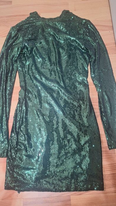 Rochie verde cu paiete marimea S