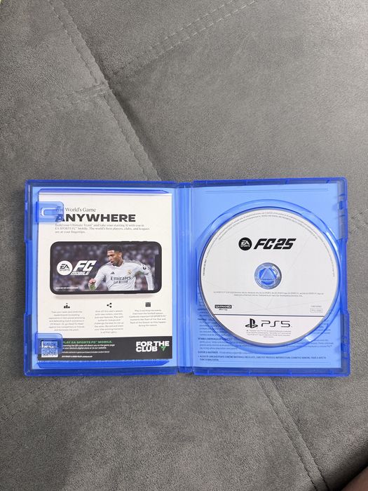 EA Sports FC 25 (PS5) / FIFA 25