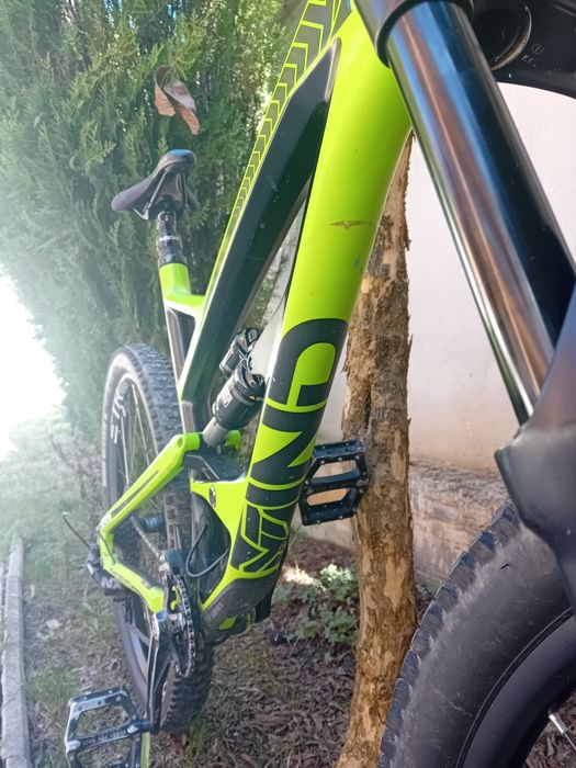 YT Capra CF Карбон 27.5, L , Ендуро, Мекица