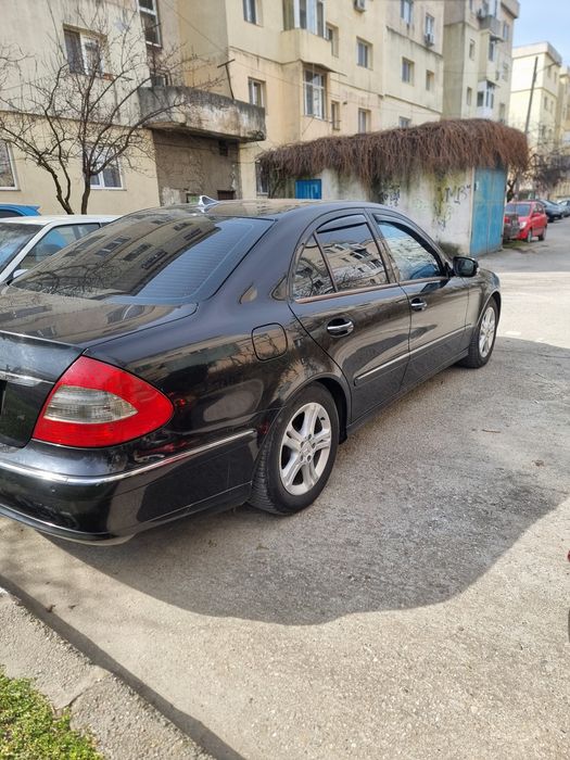 Mercedes benz E class 2.2 -170 cp AVANTGARDE