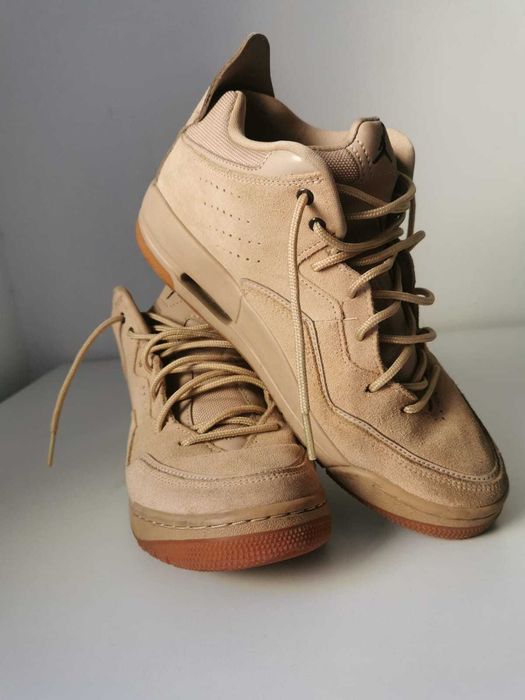 Vand Jordan Courtside 23 'Desert Gum' US 8