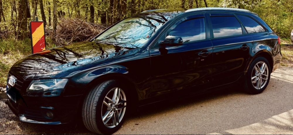 AuDi A4 B8.