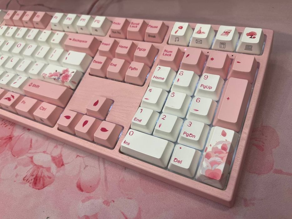 Клавиатура Varmilo VEM108 Sakura R2