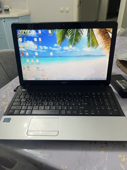 Ноутбук Acer aspire E1
