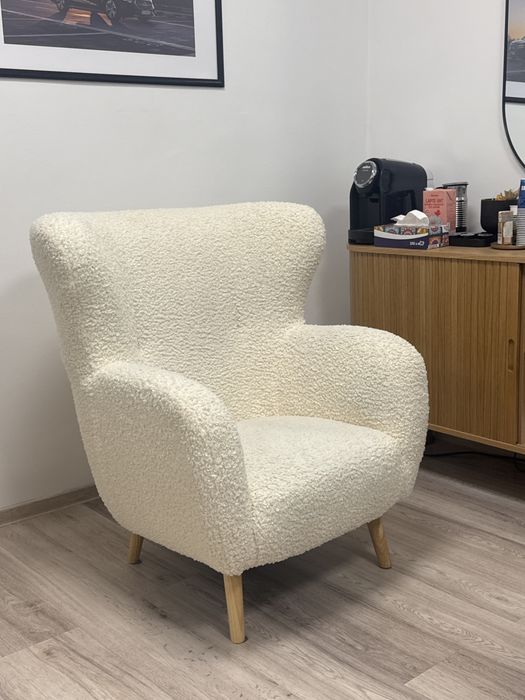 Vand fotoliu Jysk utilizat .