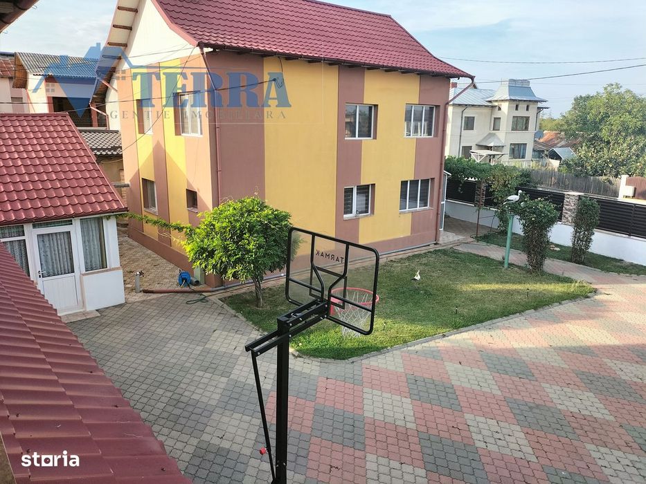 Proprietate deosebită - Poiana Lacului, jud. Argeș