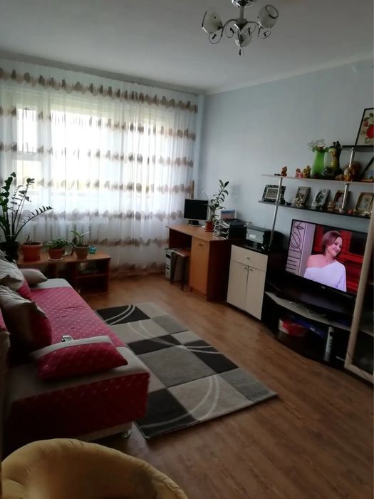Продается уютная 2-к квартира, 3 мкр, 50 дом