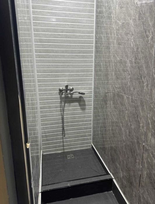 Ташсельмаш, Боткина Нежилое под офис 1-Линия (205м2) Срочно