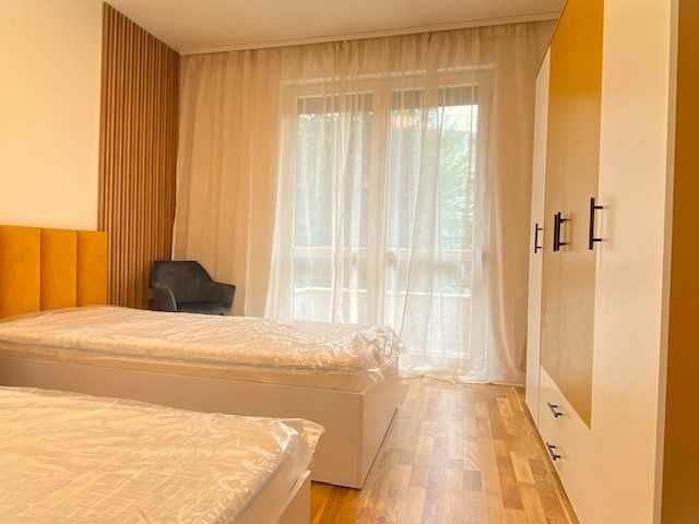 Дава се под наем Тристаен апартамент в к.к. Св.Св. Константин и Елена - 100 кв.м за 1300 € - Снимка #6