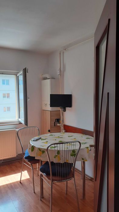 Proprietar,vand apartament 2 camere, decomandat,confort I,in Brasov,str. Pârâului