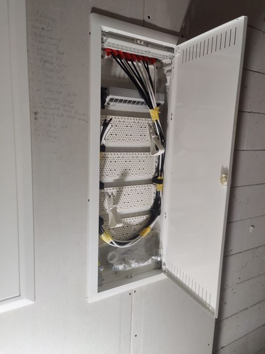 Electrician autorizat